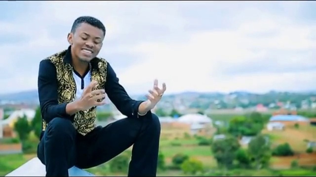 DADI'LOVE   -   Hidera aho   (gasy HD 2015 - malagasy)