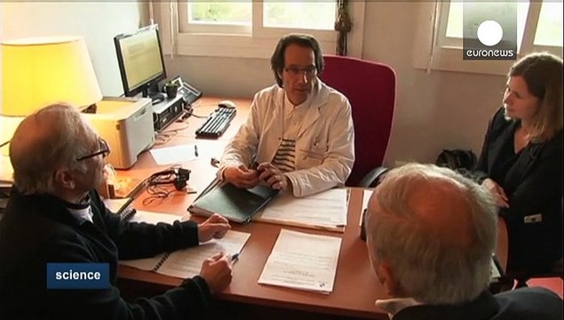 Мыть руки - с помощью ног!