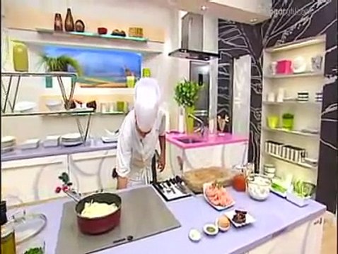 Receta de albóndigas de pavo en salsa con guisantes y ajetes de Karlos Arguiñano