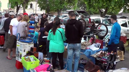 BALADE SUR LA BROCANTE DE CHAMBLY