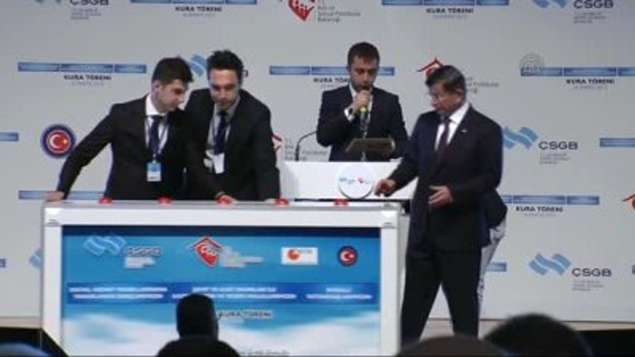 Davutoğlu - Kur'a Çekimi
