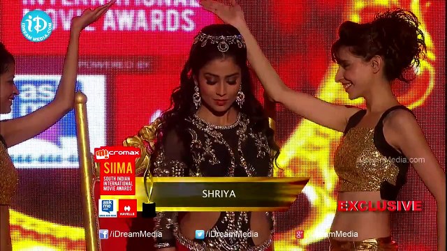 Shriya Saran Energetic Dance Performance @ SIIMA 2014 Awards, Malaysia