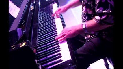 Johnny B. Goode - Elvis Presley