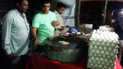 Ce qui lui Arrive quand il Prépare des Oeufs est INCROYABLE