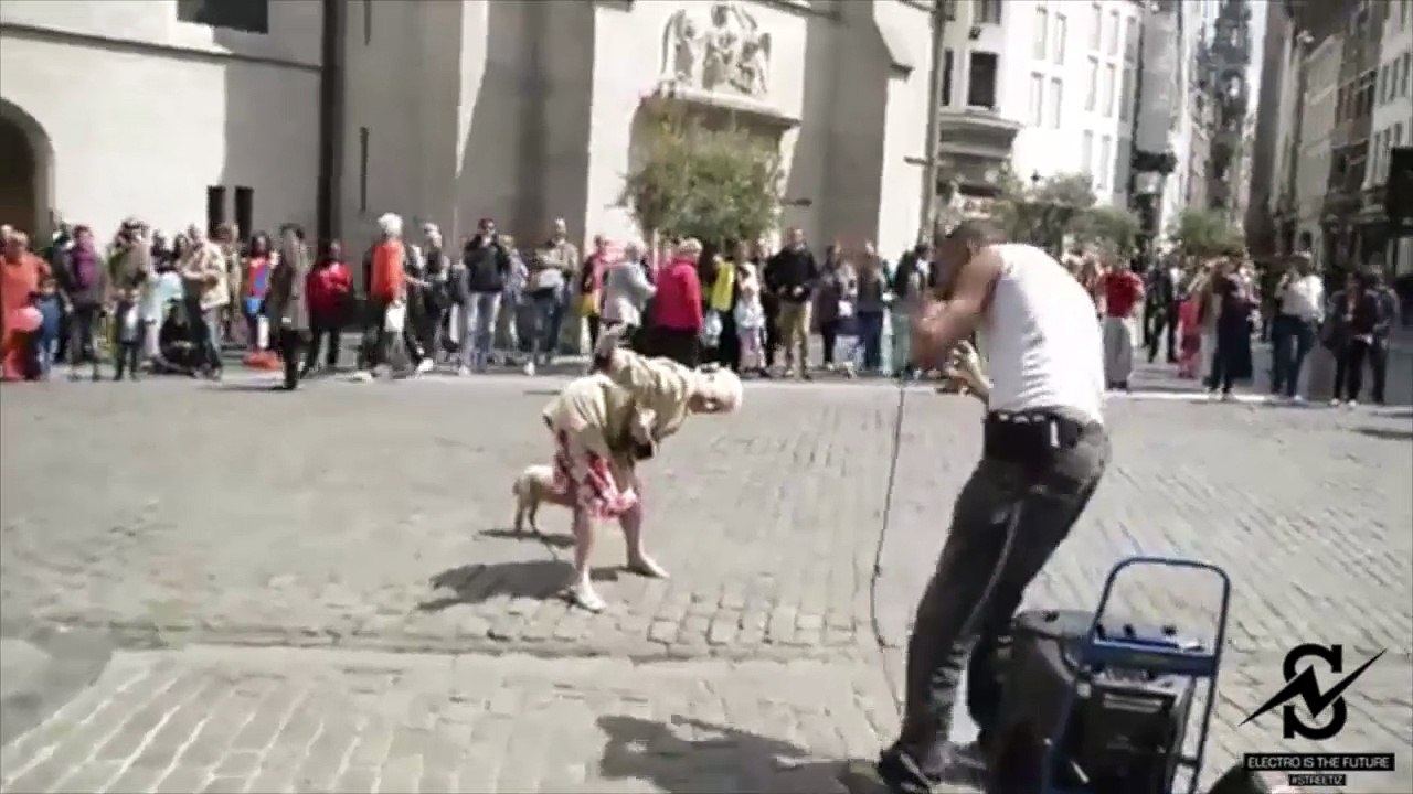 Hip Hop Mamy Dance Feat.  Beatboxer !