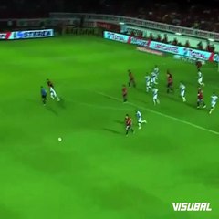 O Futbolcu Öyle bir Pas Attı Ki !