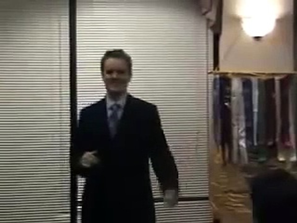 Toastmasters Speech #4 - How To Keep A Conversation Going - by Jason McGarva