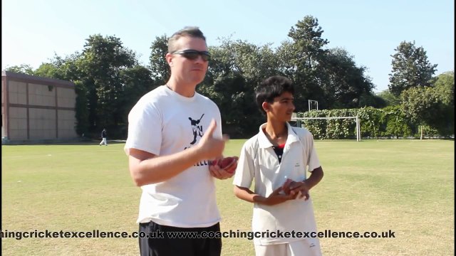 Cricket Coaching Drills - Leg Spin Bowling Tips Video