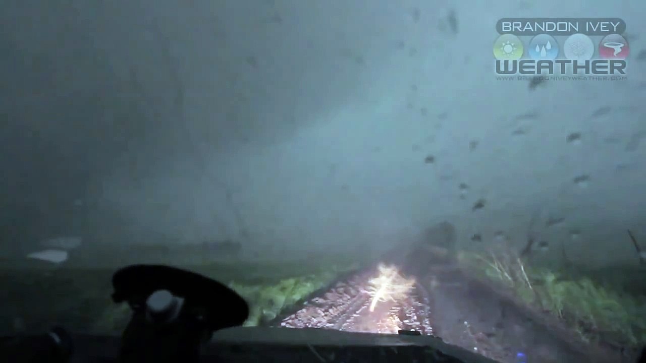 Footage inside of a violent tornado with TIV2