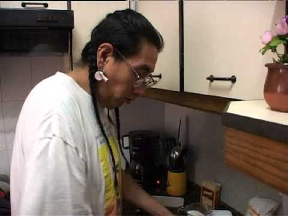 TV3 - Karakia - Fried bread (Kendall, Estats Units)