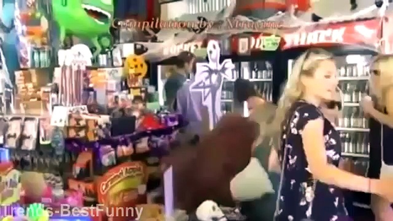 FUNNY SCARY PRANKS -- FUNNY ViDEOS - COMPILATION - FUNNY PRANK