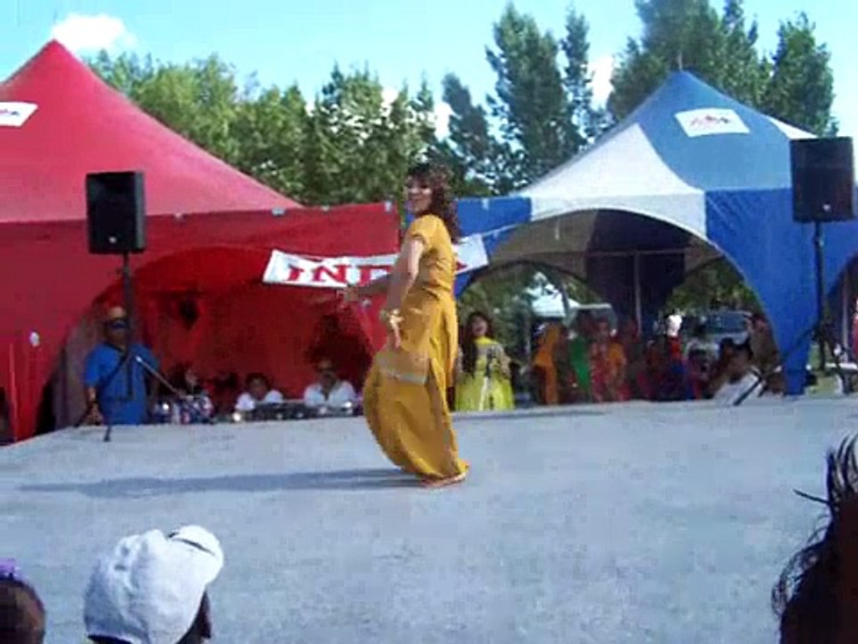 Nice Bhangra Dance