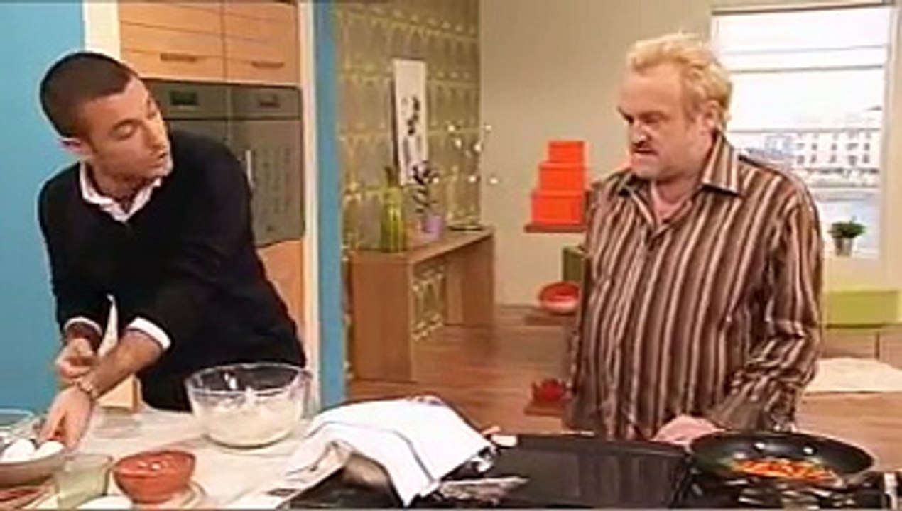 Homemade Napoletana Pizza recipe (Gino D'Acampo) video Dailymotion