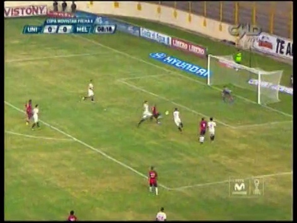 Universitario: Rainer Torres falló esta ocasión para Melgar