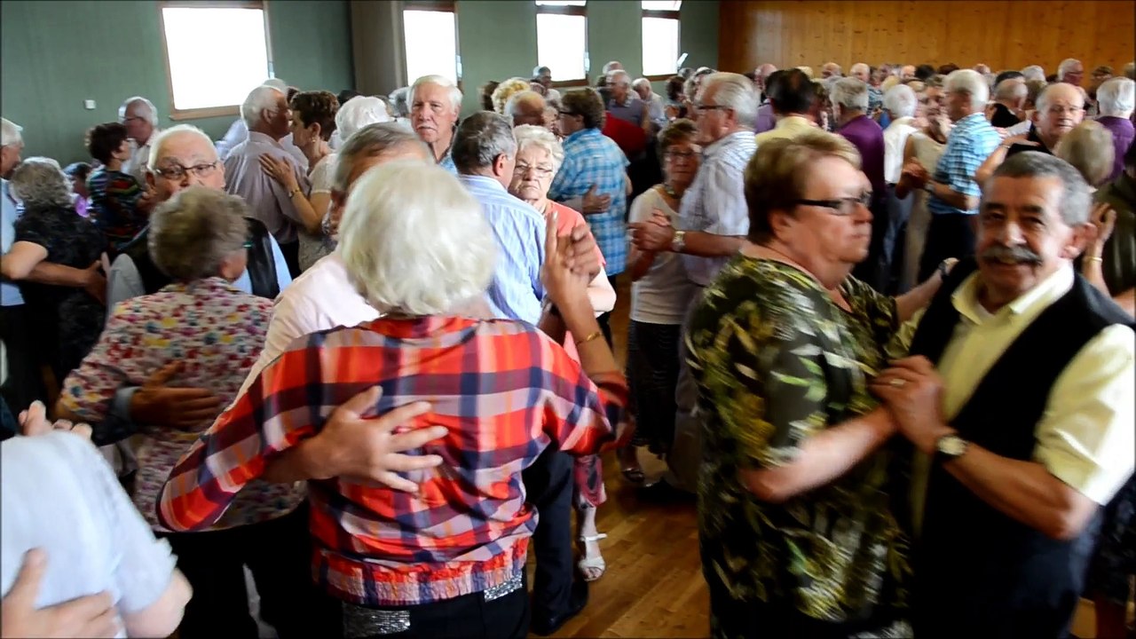 Chavannes-sur-Reyssouze. Thé Dansant. 9 mai 2015