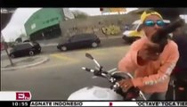 Motociclista graba su propio asalto (VIDEO) / Excélsior Informa con Idaly Ferrá