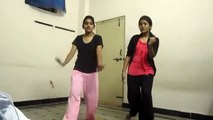 BABY DOLL DANCE FEAT BY TWO INDIAN GIRLS - Video Dailymotion