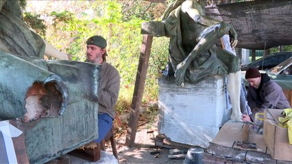Patients abound at Argentine 'hospital' for broken statues