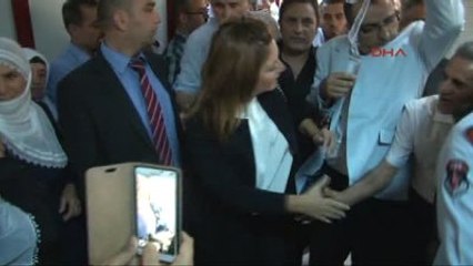 Diyarbakır - Sibel Can Yaşam Savaşı Veren Mutlu Kaya'yı Ziyaret Etti