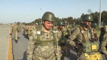 Komandolar, Havadaki Hünerlerini Sergiledi