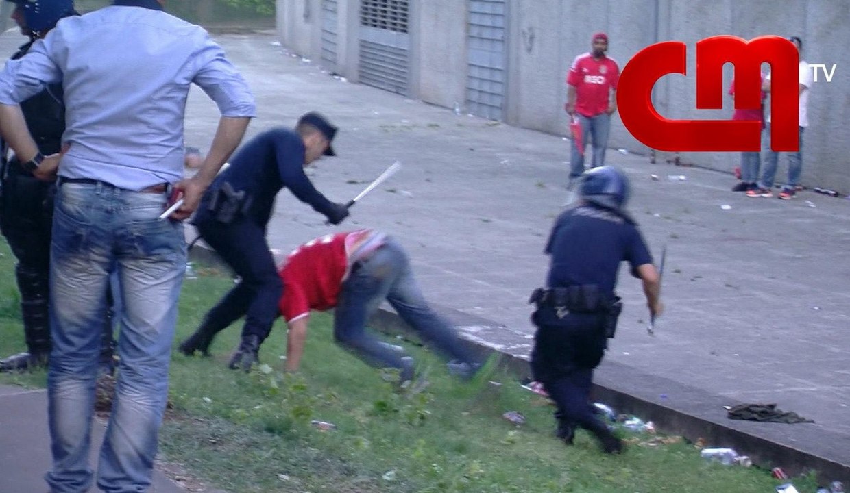 La police moleste un supporteur devant ses enfants, vif émoi au Portugal