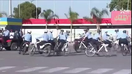 شاهد أفضل عرض للشرطة المغربية على طريقة جاكي شان
