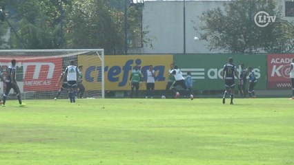 Download Video: Elenco do Verdão faz treino de triangulações em busca de entrosamento