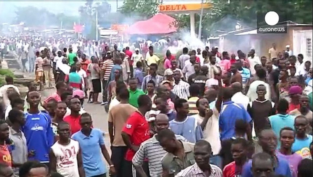 Neue Proteste in Burundi: 'Sie spielen ein falsches Spiel mit uns'