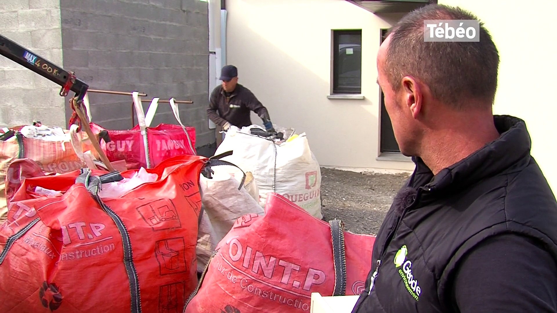 Brest. Geode environnement collecte les déchets des chantiers de  construction - Vidéo Dailymotion