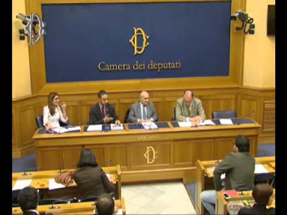 Roma - Alunni stranieri - Conferenza stampa di Khalid Chaouki (16.04.15)