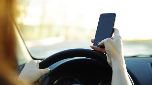 New study says drivers are texting, emailing, taking selfies
