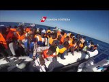 Canale di Sicilia - Migranti salvati in mare (02.05.15)