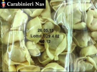 Pescara - Carabinieri NAS - Chiuso supermercato privo di autorizzazione (14.04.15)