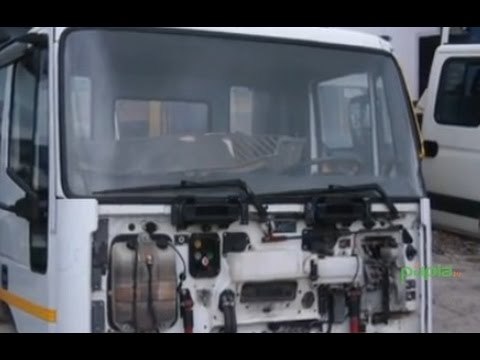 Cerignola (FG) - Riciclaggio, scoperto il cimitero dei Tir (10.04.15)