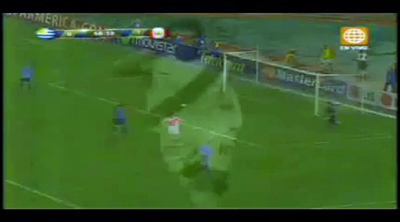 Gol de Juan Carlos Mariño a Uruguay (Copa América 2007)