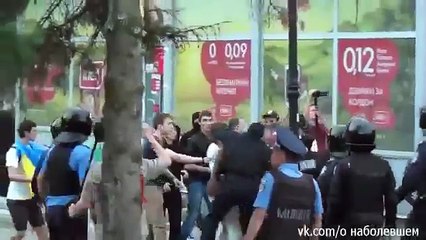 Харьков  РАЗГОН МИТИНГУЮЩИХ !! Милиция разгоняет Евромайданавцев 22 06 2014