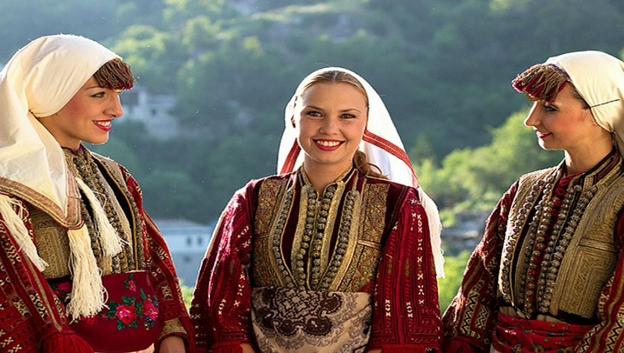 Macedonian Folk Song: Da znaes mori mome (Do you wonder)