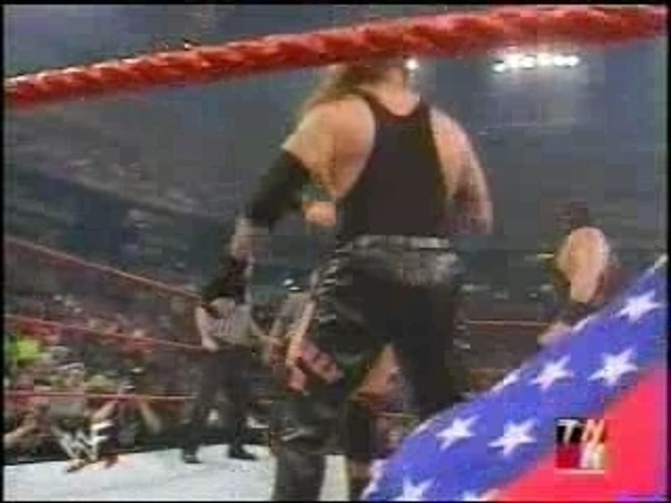 Undertaker saves Kane kurtangle big show