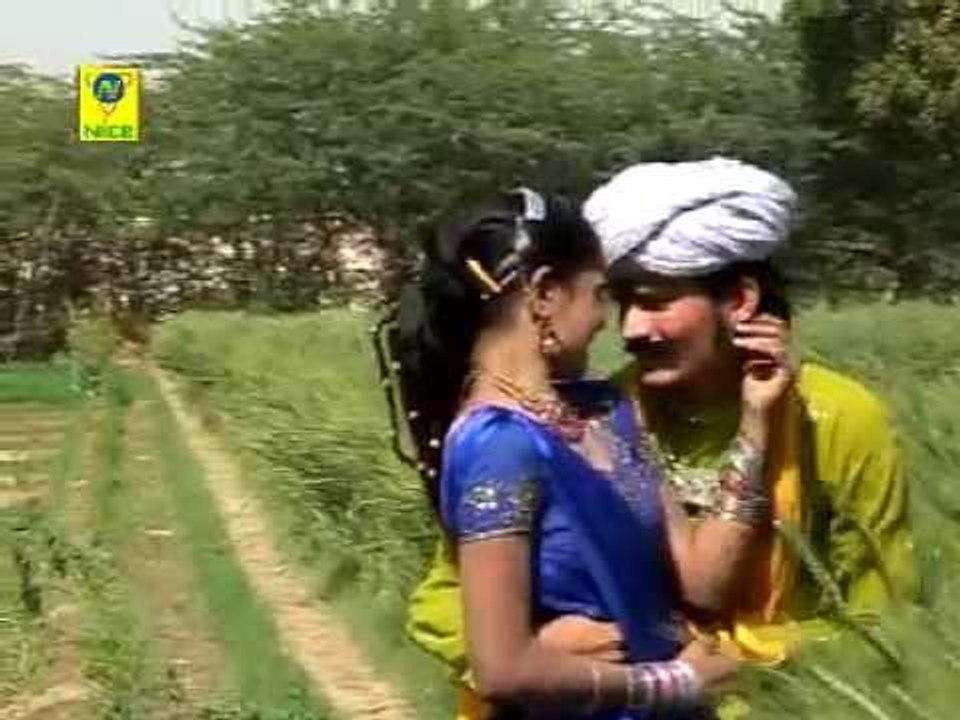 बन्ना ठंडी मटकी रो पानी - बन्नो बन्नी चौपड़ खेले ( राजस्थानी )