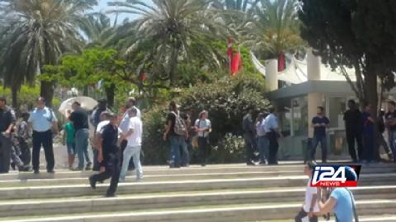 نشطاء اليمين يعتدون على نشاط الطلاب العرب في جامعة تل ابيب احياء لذكرى النكبة