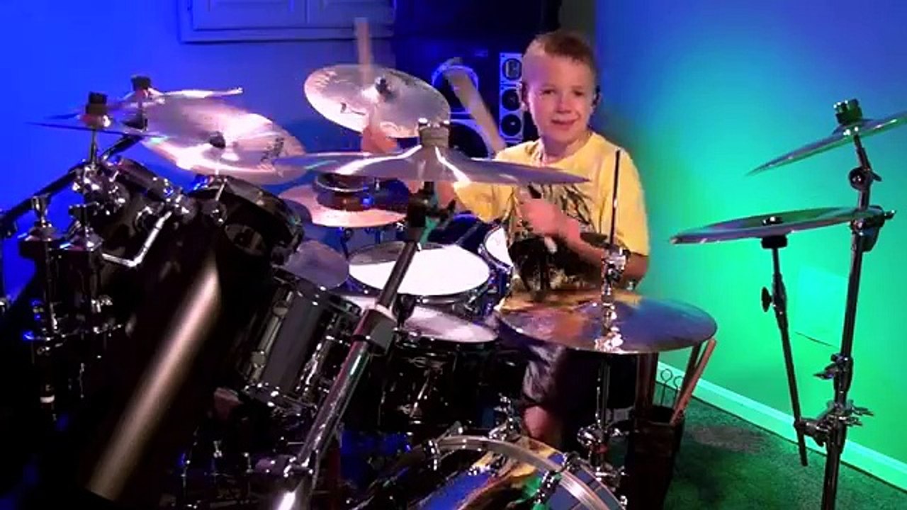 "The Spirit of Radio" Avery Molek, 7 year old Drummer video Dailymotion
