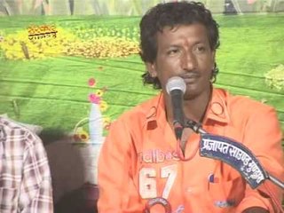 लाखू बंजारों - रामदेवरा में नाग लपेटा लेवे ( राजस्थानी )