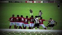 【ロナウジーニョ】フリーキック クロスバー直撃！Ronaldinho