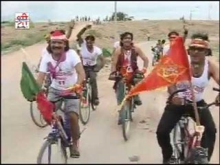 साईकल पर रुणिचे जवान दे मने जवान दे - रुणिचा में नाच ले बा दे ( राजस्थानी )