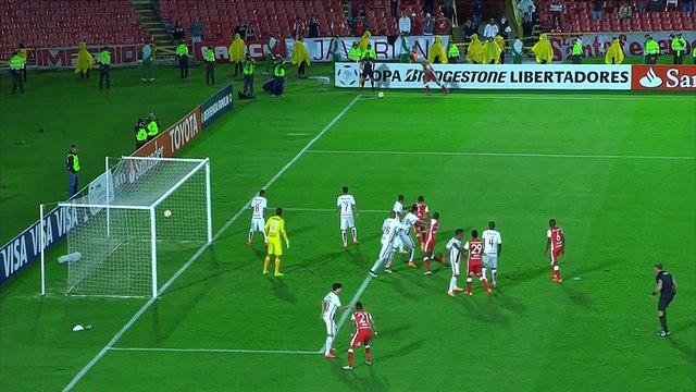 Santa Fe, Emelec secure slender Copa Libertadores advantages