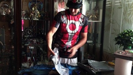 Daft Punk H T SHIRT Uniqlo Music Icons & Avengers Age Ultron New Era Character Face Europe Exclusive