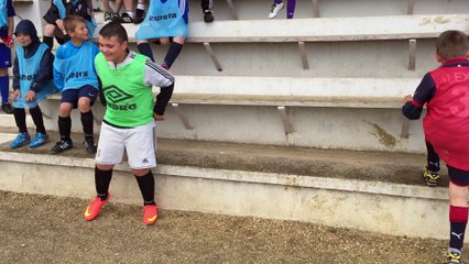 Fairte rire son copain, c'est pas facile