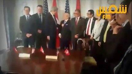 هاو اش قال السبسي لكيري