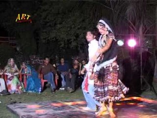 बन्नी का नखरा जुलम करे - मचके लाडा थारी मोजड़ी ( राजस्थानी )