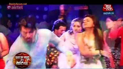 Gopi Ne Mira Ke Boy Friend Ko Maara Thappad - Saathiya